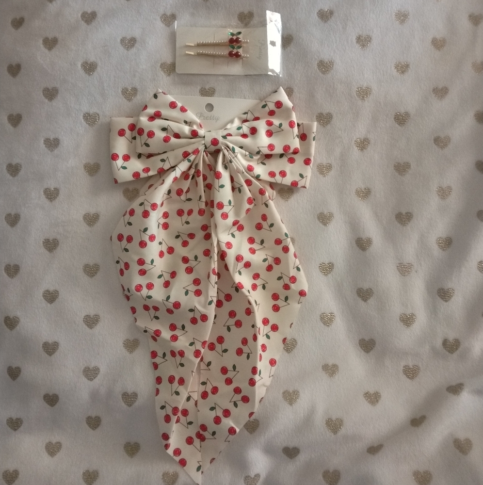 ✂️3/$15 *NWT* Pretty Cherry Print Hair Bow and Clip Set